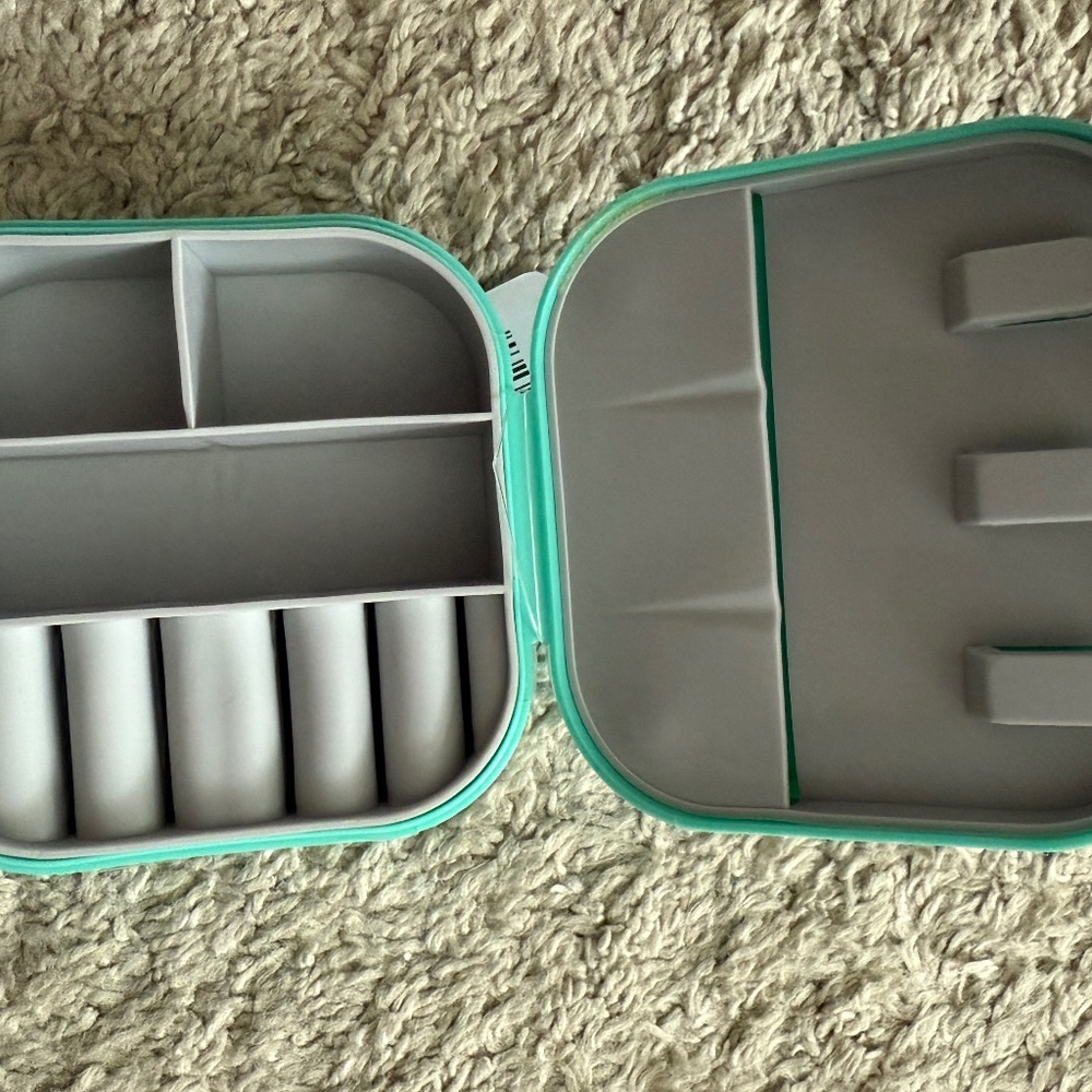Travel Jewelry Box - Picture 16 of 16